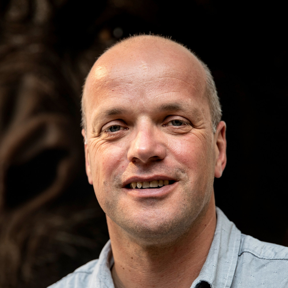 Portrait Michael Krützen